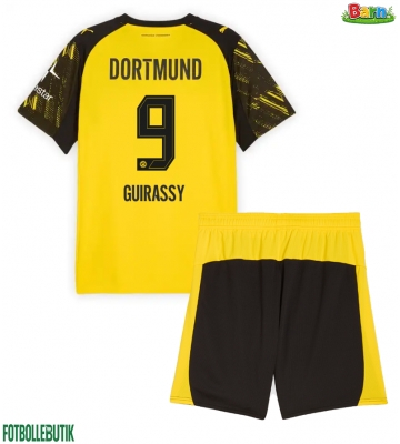 Borussia Dortmund Serhou Guirassy #9 Hemmaställ Barn 2025-26 Kortärmad (+ Korta byxor)